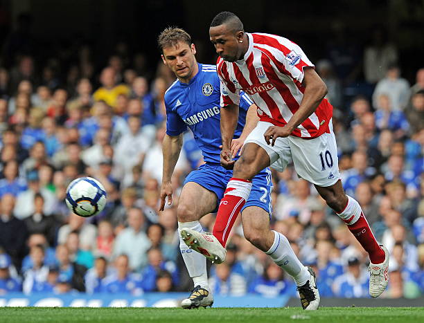 场构成了严 场构成了严