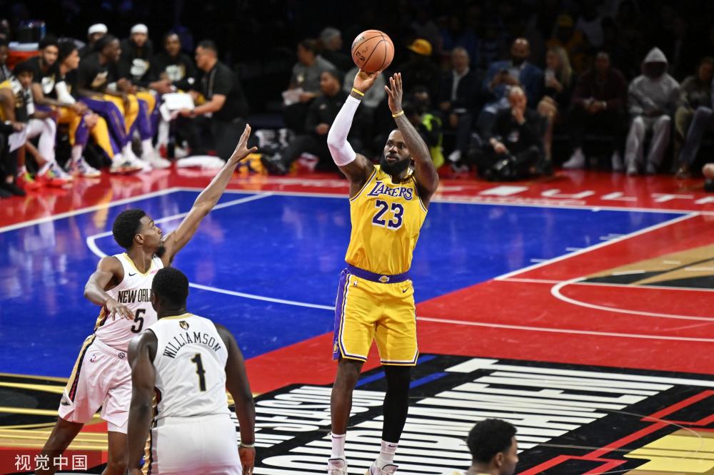 怀着敬意 怀着敬意