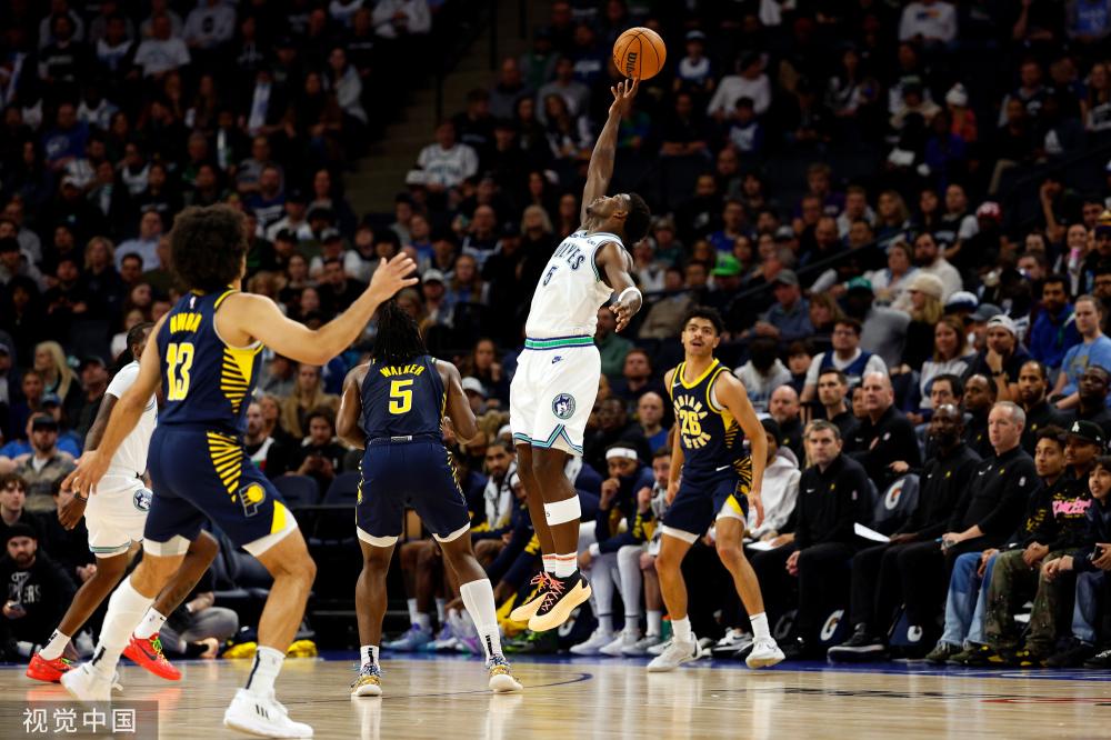 他们的背后 他们的背后