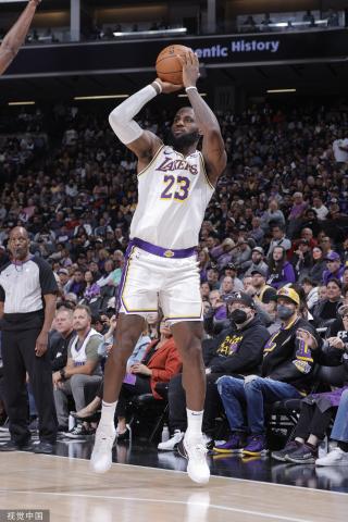 更关乎他个 更关乎他个