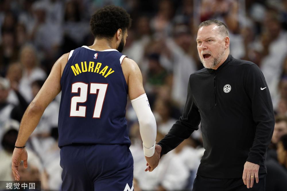 同样是在球 同样是在球